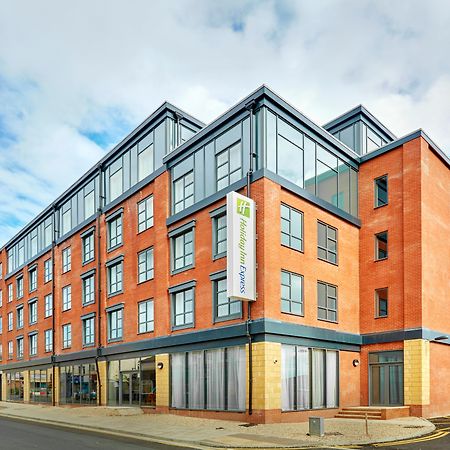 Holiday Inn Express Grimsby By Ihg Exteriör bild