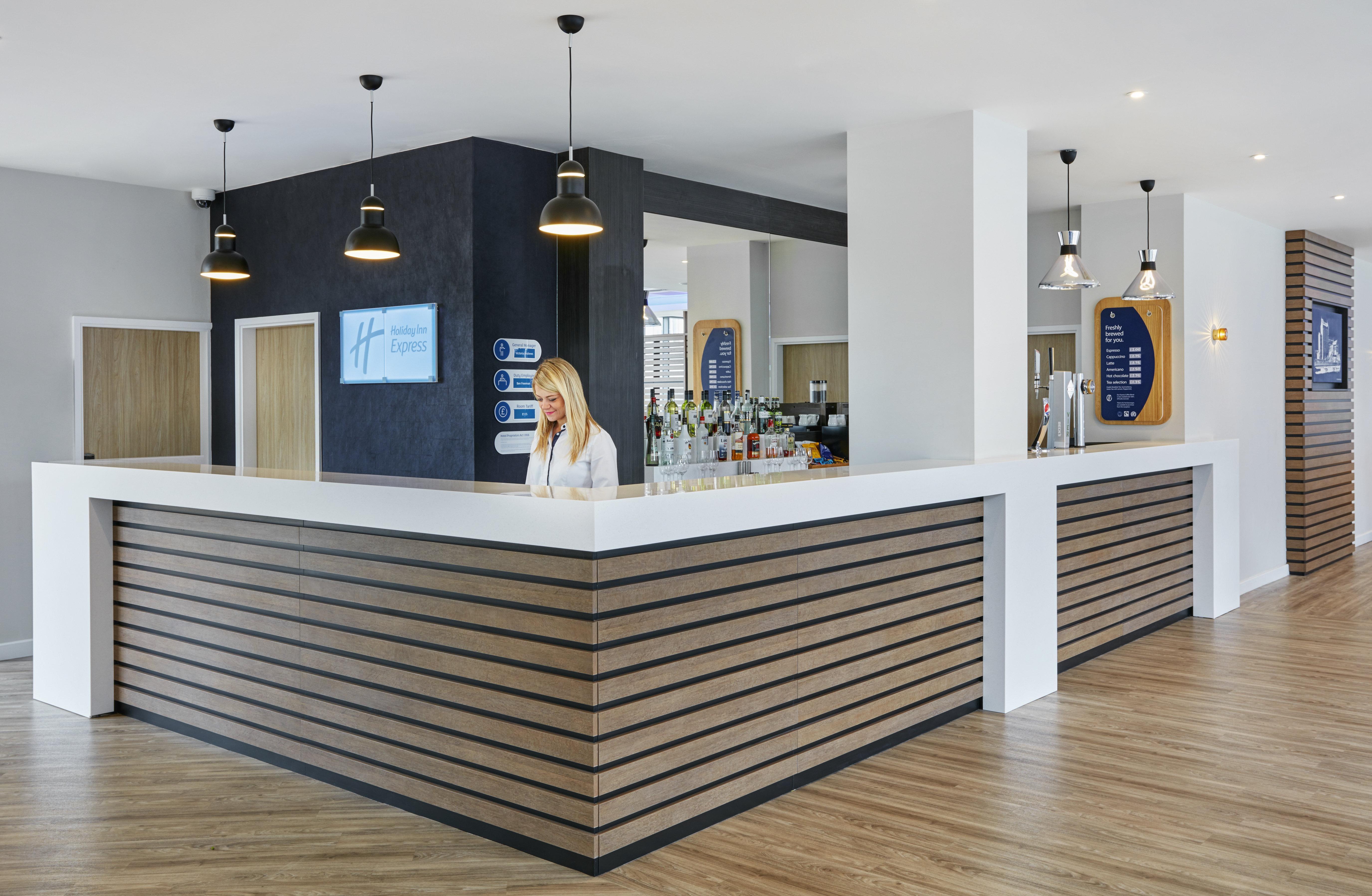 Holiday Inn Express Grimsby By Ihg Exteriör bild