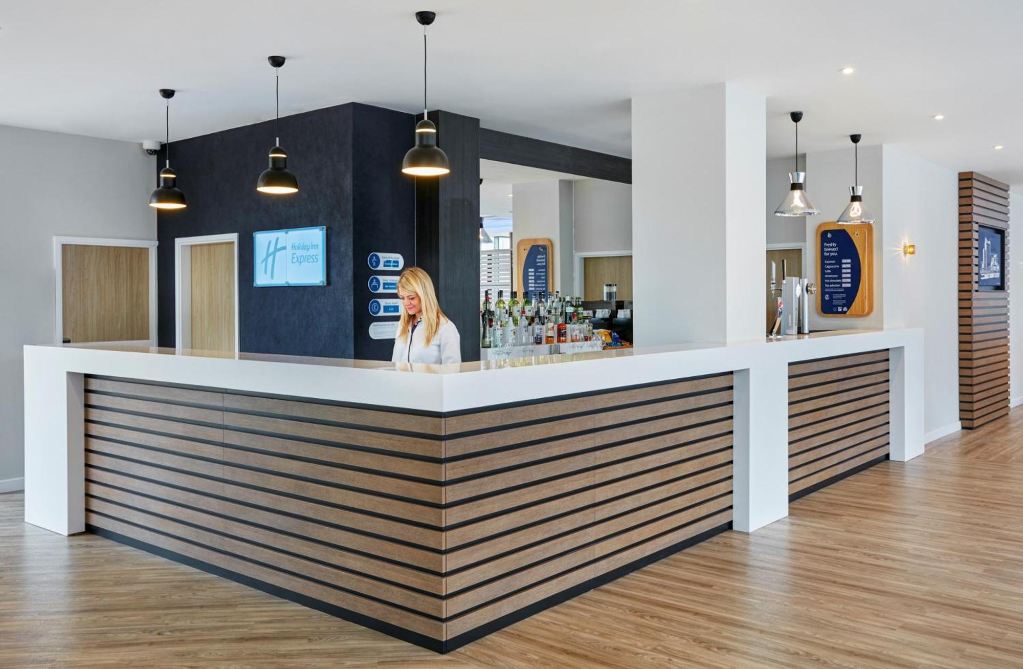 Holiday Inn Express Grimsby By Ihg Exteriör bild